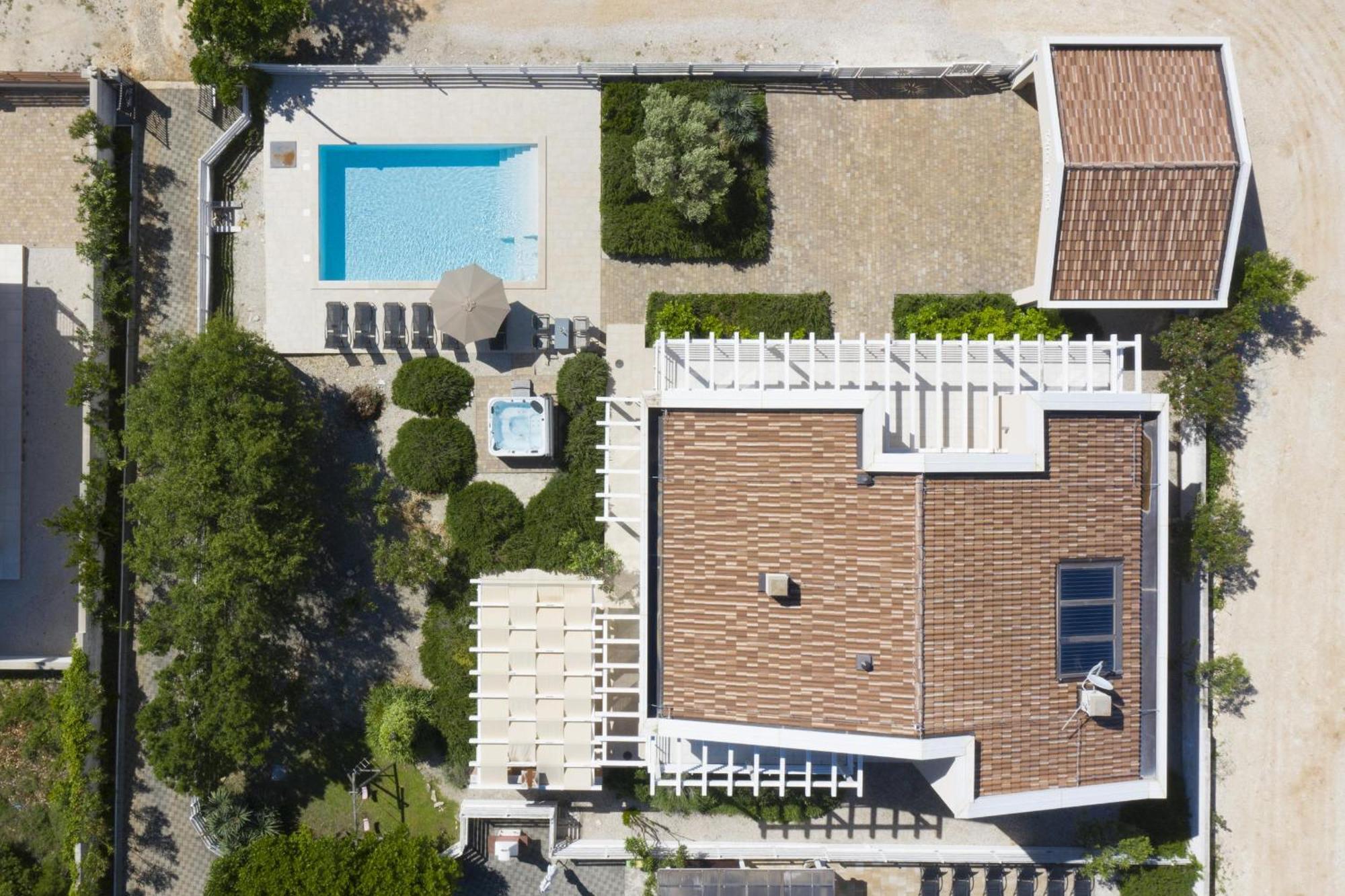 Villa Bella - Beautiful And Modern House With Pool, Souna, Jacuzzi & Playground, Liznjan - Istra 외부 사진
