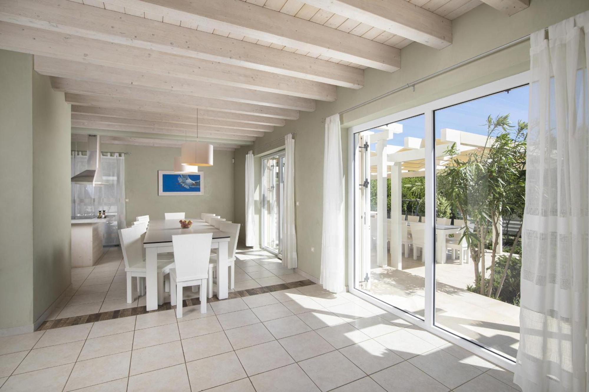 Villa Bella - Beautiful And Modern House With Pool, Souna, Jacuzzi & Playground, Liznjan - Istra 외부 사진
