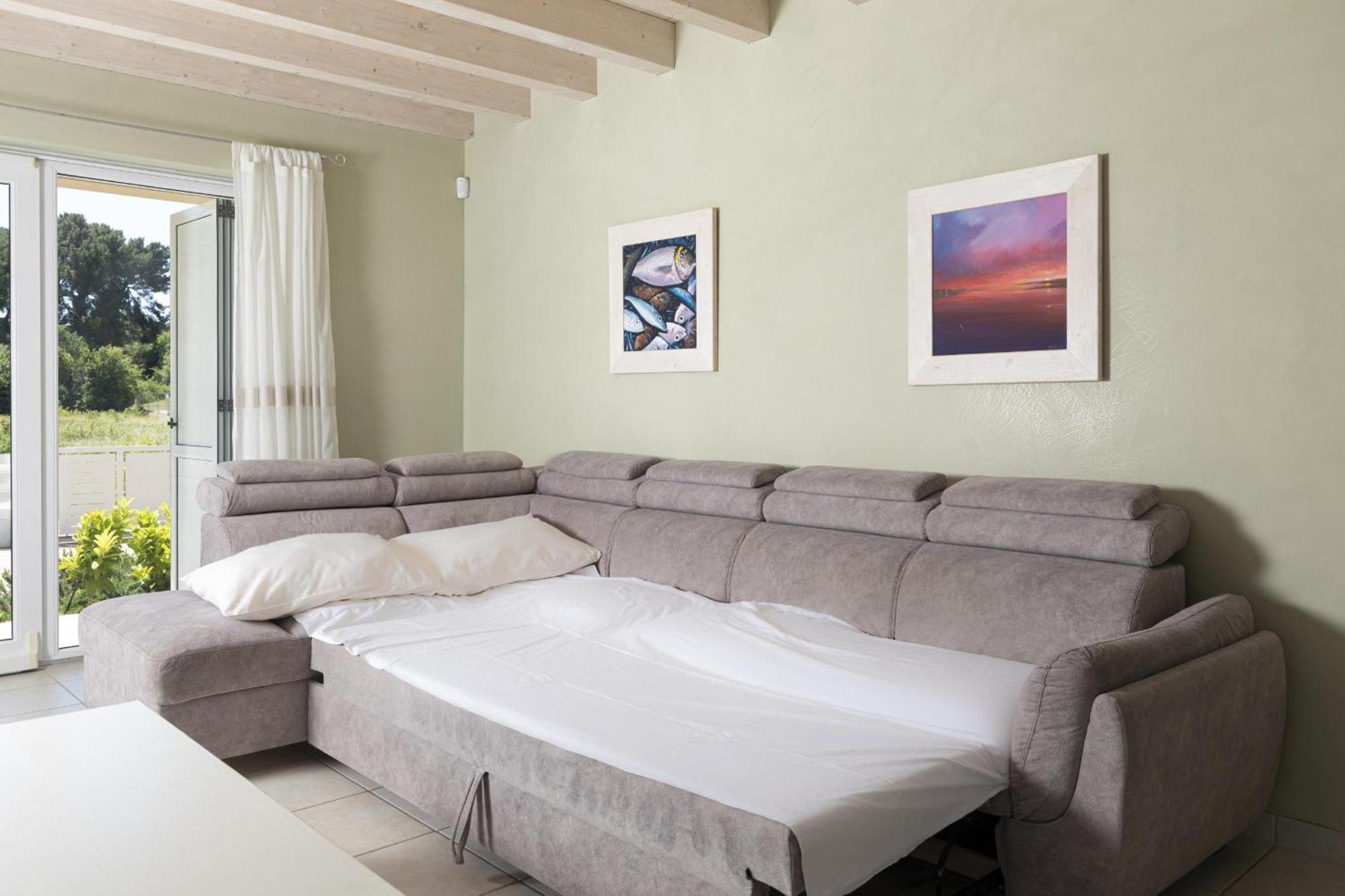 Villa Bella - Beautiful And Modern House With Pool, Souna, Jacuzzi & Playground, Liznjan - Istra 외부 사진